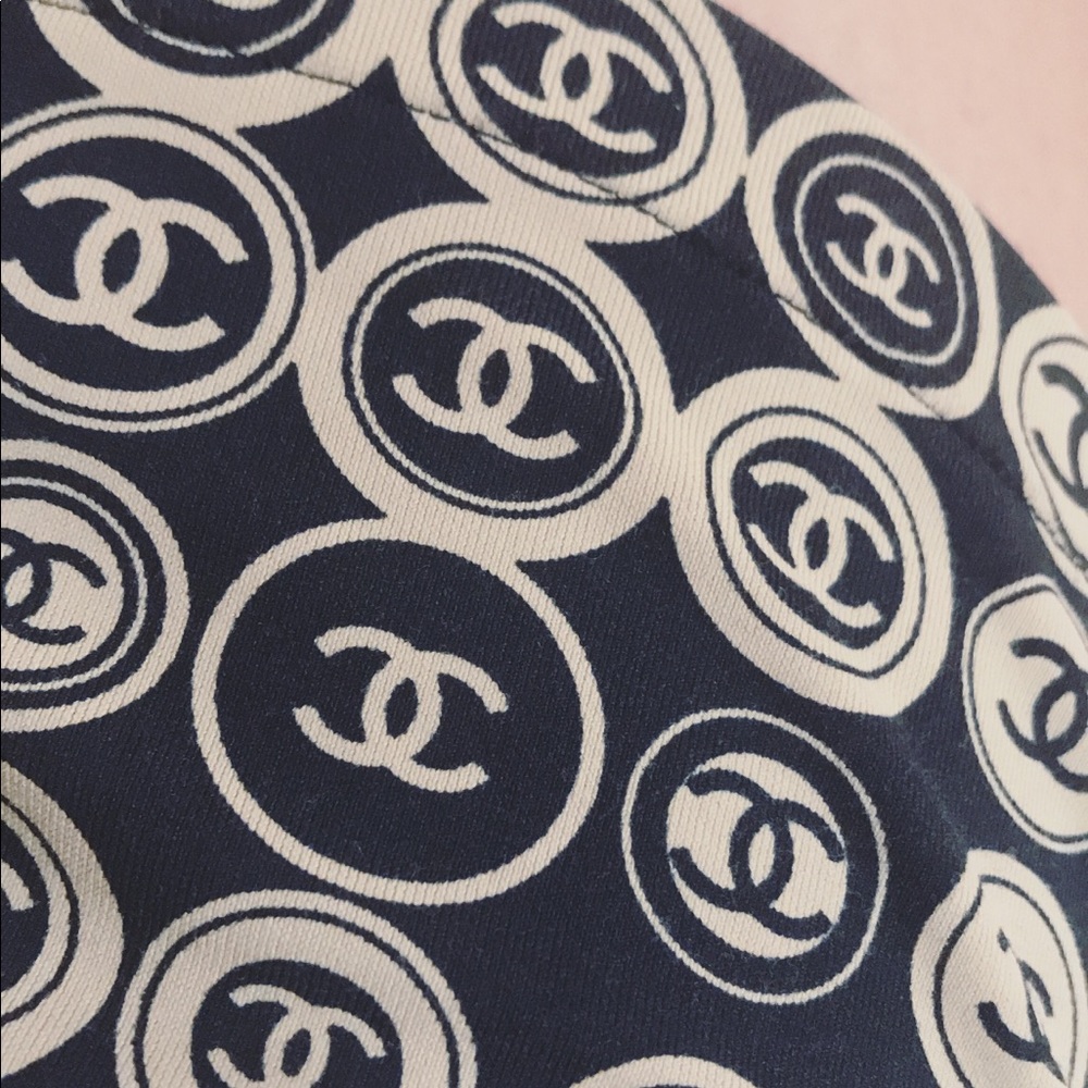 RARE AUTHENTIC CHANEL DRESS TAKING OFFERS